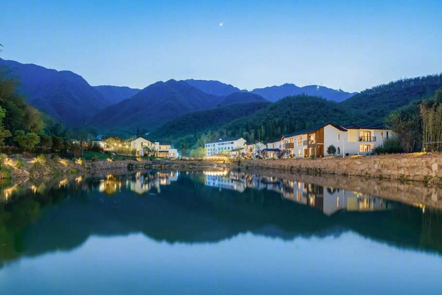 安吉听涧·山川度假民宿 | 自然之美与现代设计的完美融合