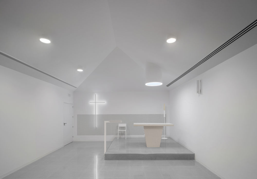 Del Carmen Funeral Home / MCEA | Arquitectura