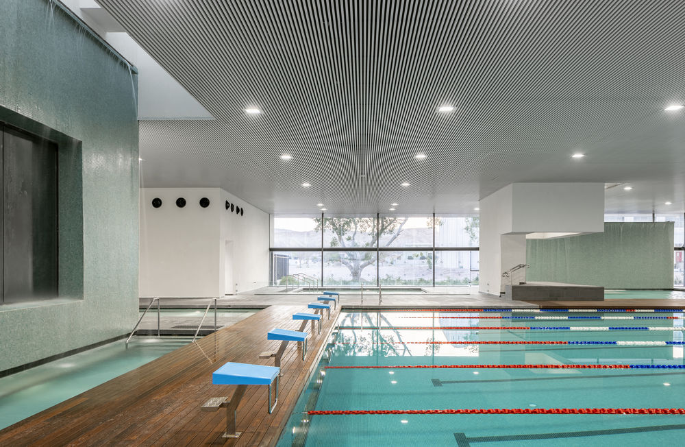 Arava Aquatic Sports Center / Zait Lev Architects