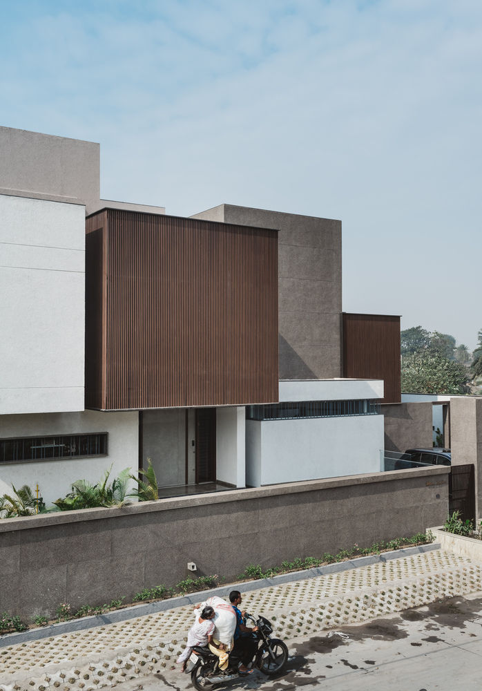 乡村里的独特存在——Sarpanch House
