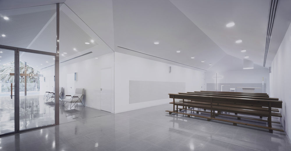 Del Carmen Funeral Home / MCEA | Arquitectura