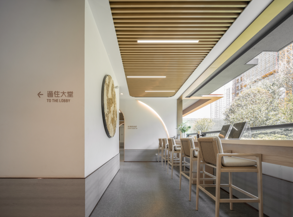 中海·九樾府架空层 | 自然与城市的交融之美