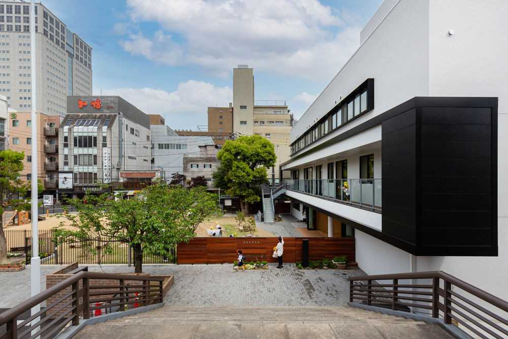 RJ Nursery / HIBINOSEKKEI + Youji no Shiro + Kids Design Labo