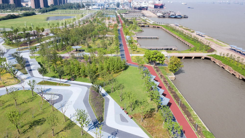 江苏江阴长江码头公园——融合历史与生态的休闲新地标