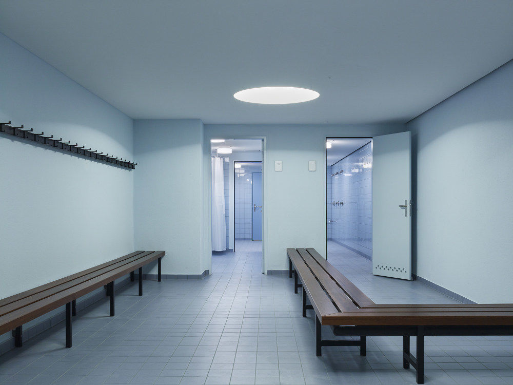 Met Architects 翻新瑞士巴塞尔 Vogelsang 体育馆，展现 60 年代设计风格