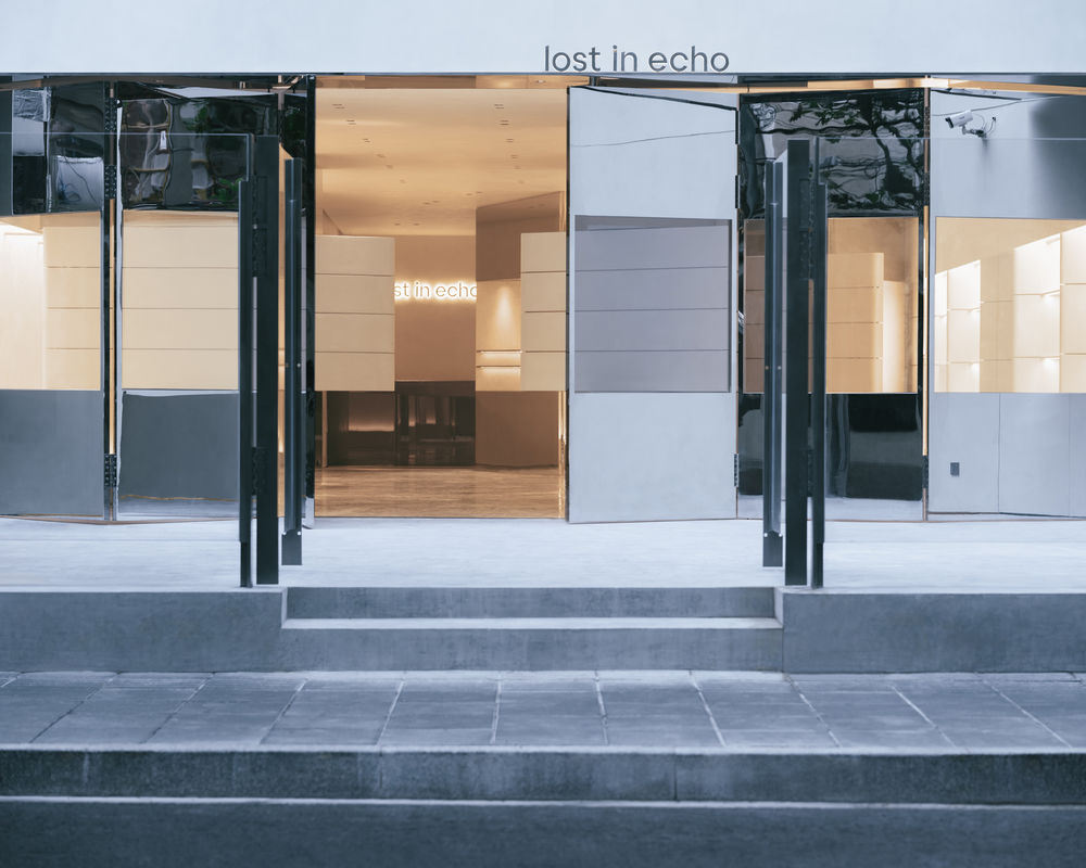 Lost in Echo Store / dongqi Design