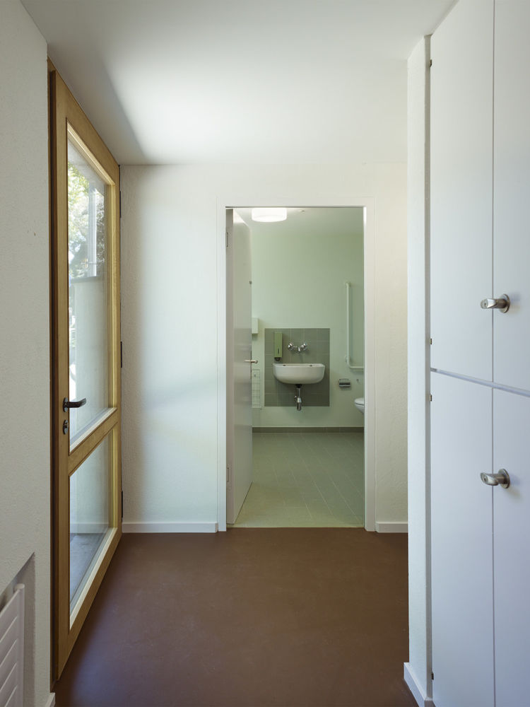 Met Architects 翻新瑞士巴塞尔 Vogelsang 体育馆，展现 60 年代设计风格