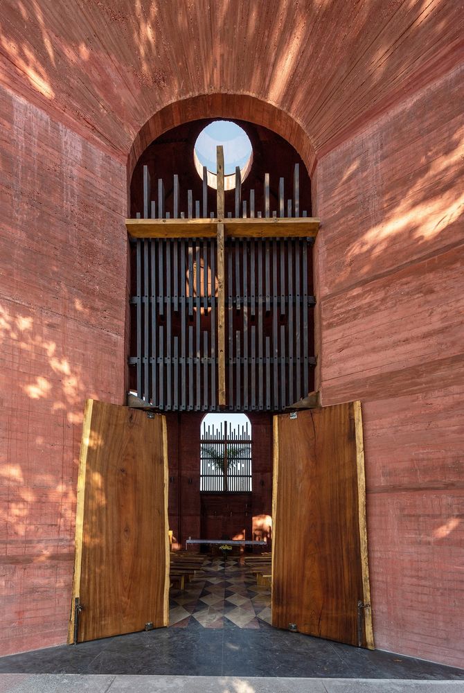 Capilla de la Santa Cruz / Taller de Arquitectura X / Alberto Kalach + Roberto Silva