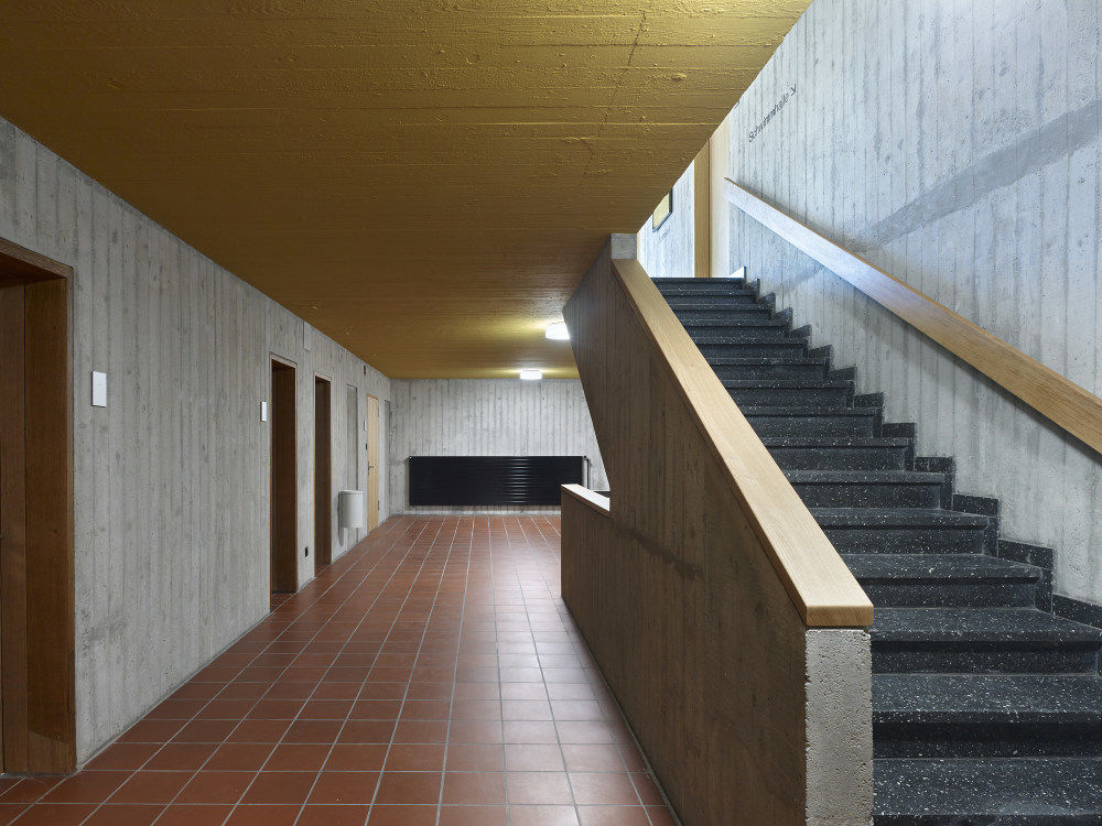 Met Architects 翻新瑞士巴塞尔 Vogelsang 体育馆，展现 60 年代设计风格