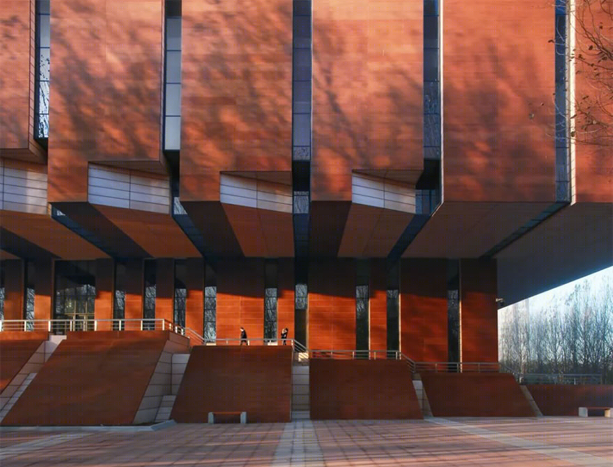 吉林大学前卫南区体育馆 | 绿色节能的体育建筑设计典范