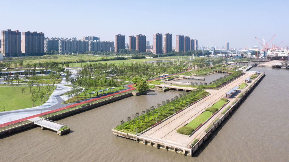 江苏江阴长江码头公园——融合历史与生态的休闲新地标