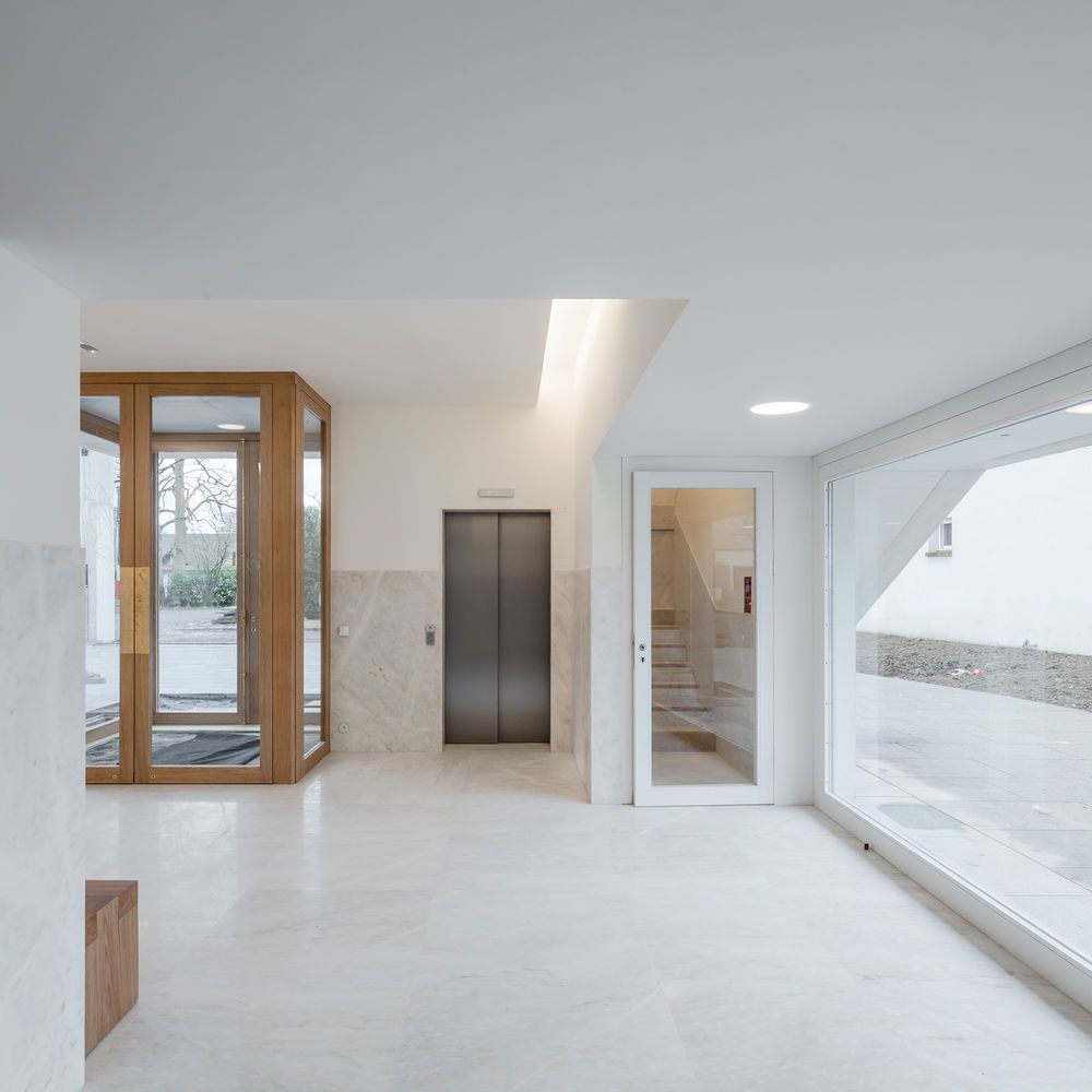 Saint-Jacques-de-la-Lande教堂，法国雷恩 / Álvaro Siza Vieira