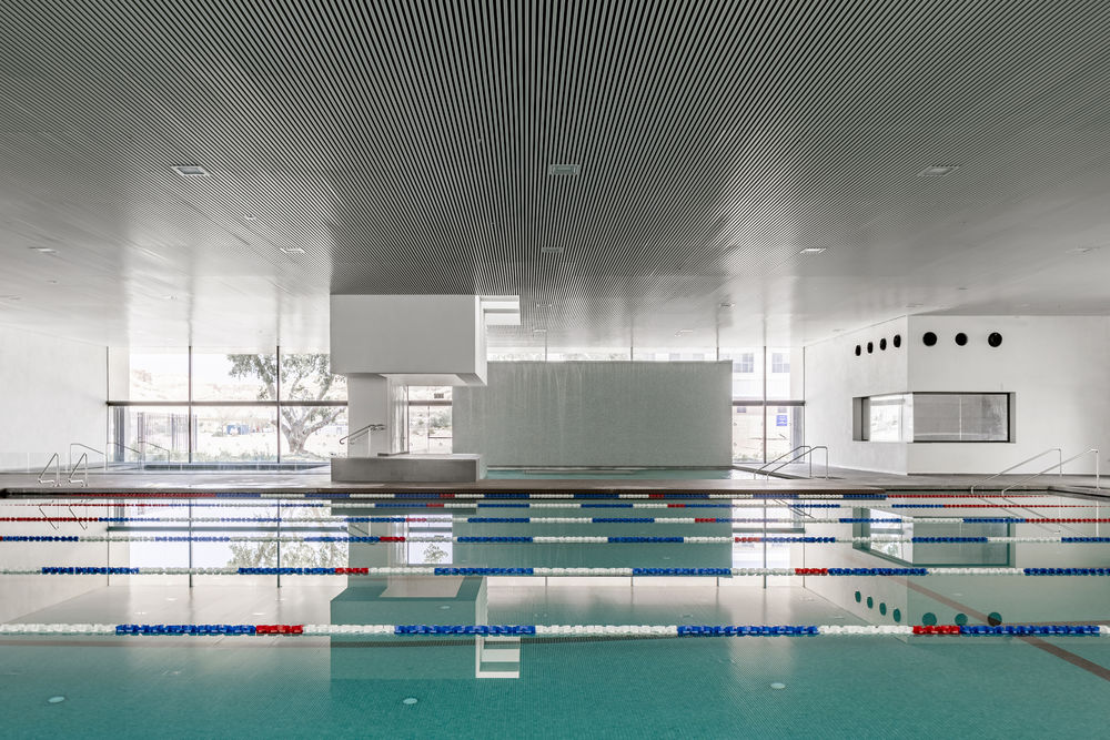 Arava Aquatic Sports Center / Zait Lev Architects
