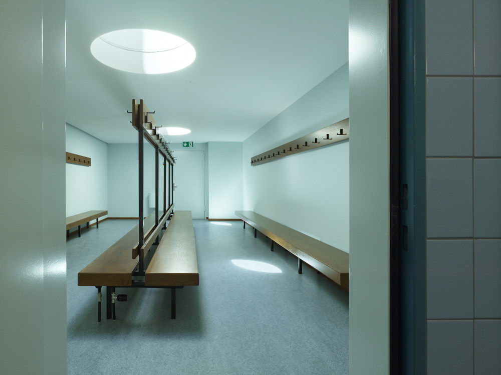 Met Architects 翻新瑞士巴塞尔 Vogelsang 体育馆，展现 60 年代设计风格