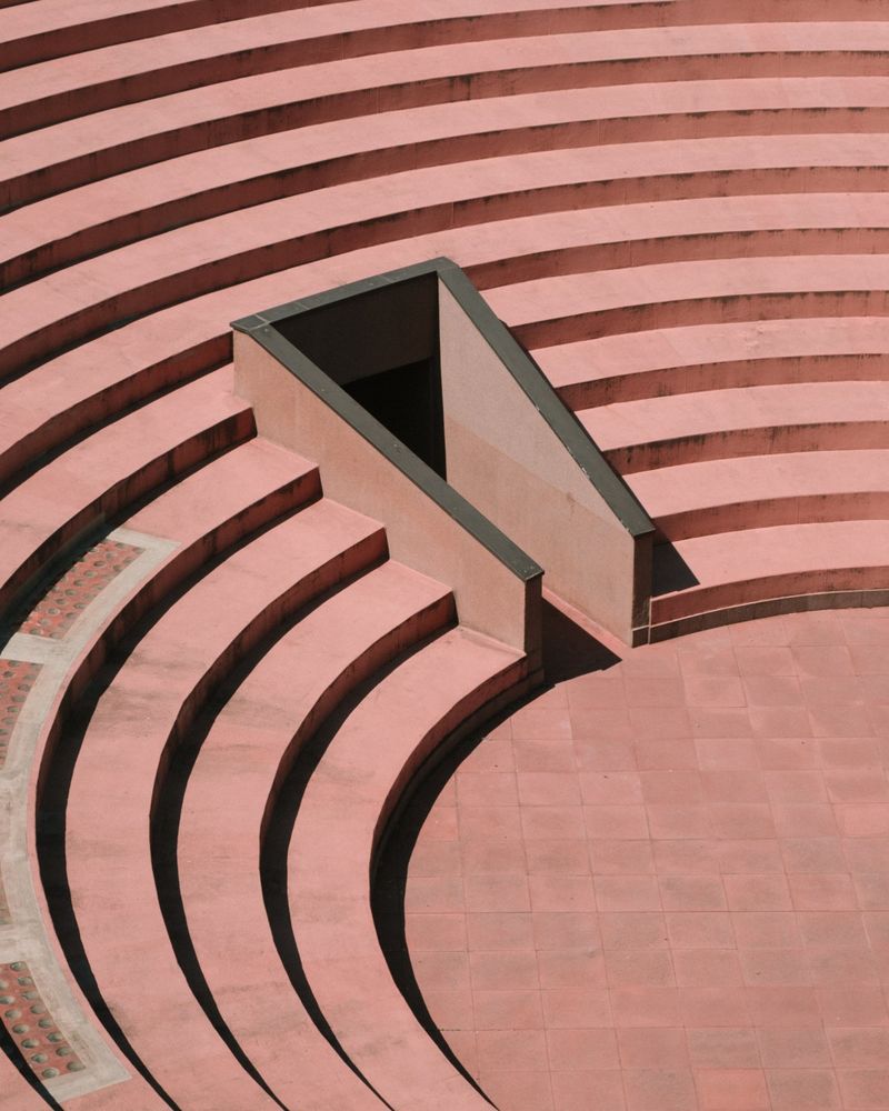 Aldo Rossi 设计的米兰 Gallaratese 社区 | 现代主义与乌托邦的完美融合