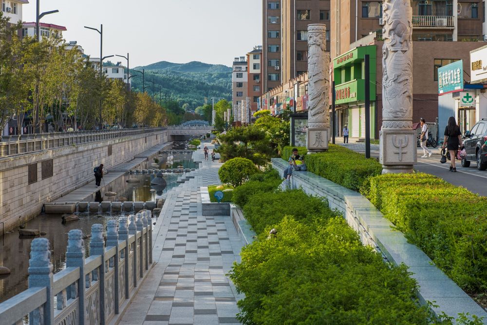 通化县乌拉草沟河综合改造项目 / 水石设计