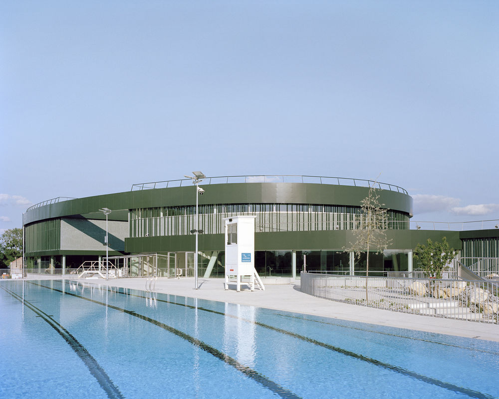 Balsaneo Aquatic Center / Mikou Studio