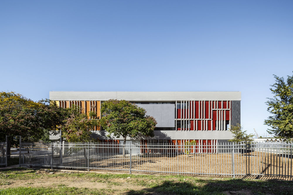 The Technological Center - Ashdod / Daniel Azerrad Architects