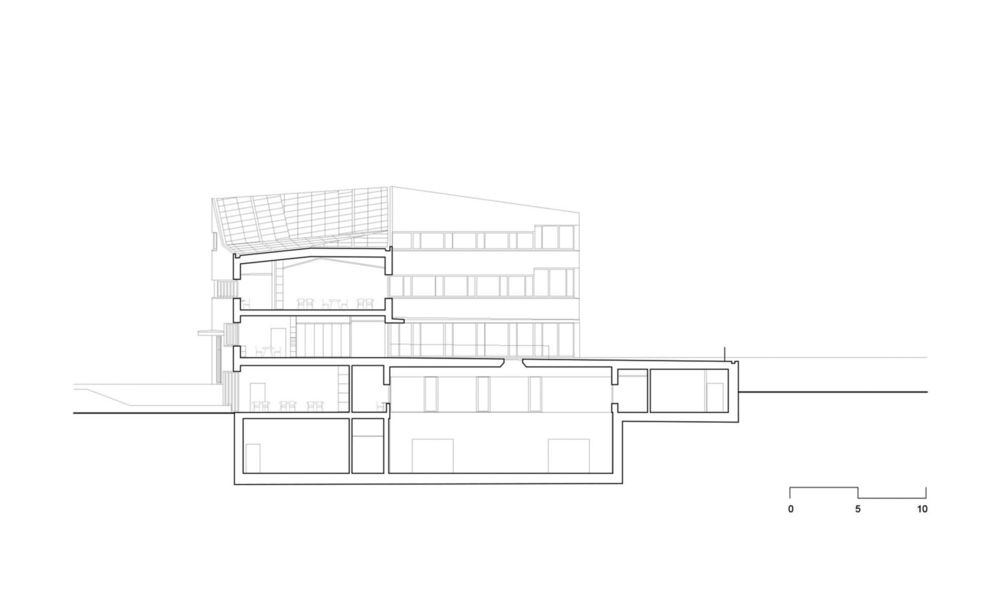 Niederwangen-Ried School and Sports Fields / Büning-Pfaue Kartmann Architekten
