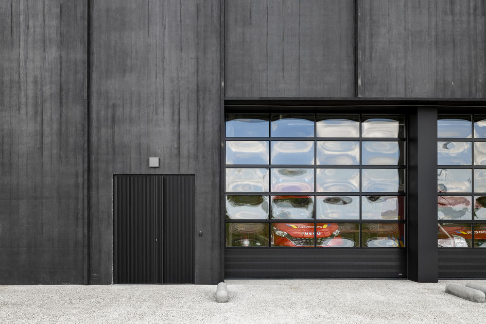 Bramier Fire Station / Bureau DBG