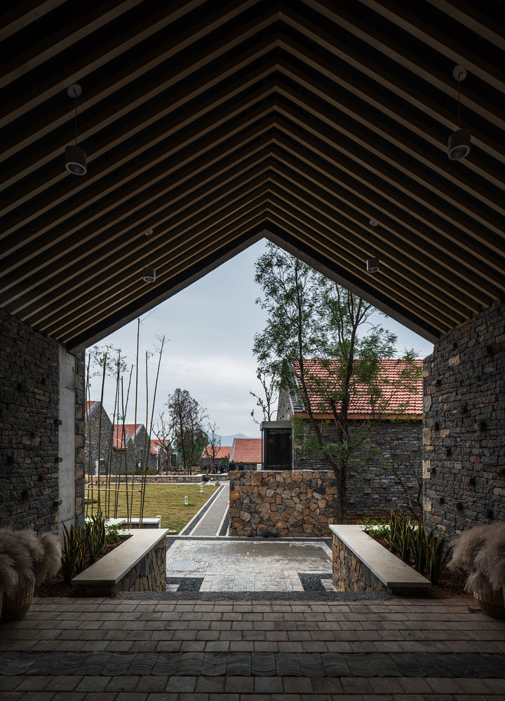 Shiziling Ideal Village / ARCPLUS · Free Studio
