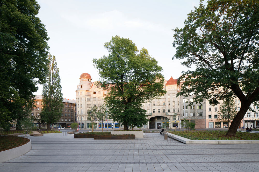 Daile Theatre Square Refurbishment / MADE arhitekti