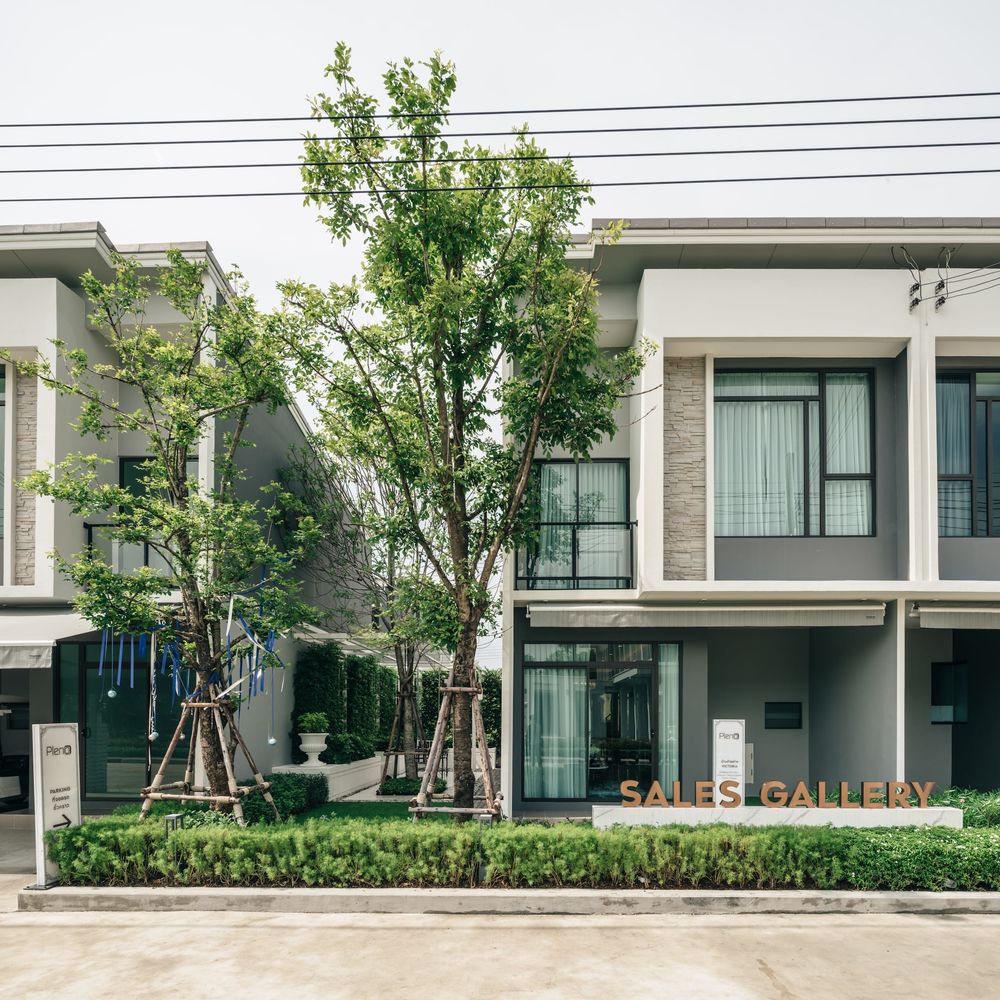 泰国 Pleno 联排别墅住宅，殖民风格景观设计