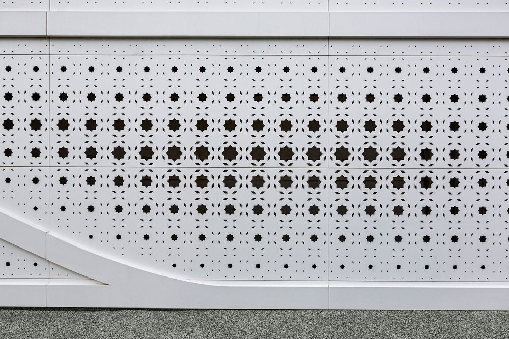 Ismaili Jamatkhana & Community Centre / NUDES