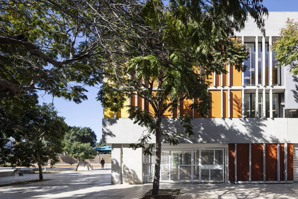 The Technological Center - Ashdod / Daniel Azerrad Architects