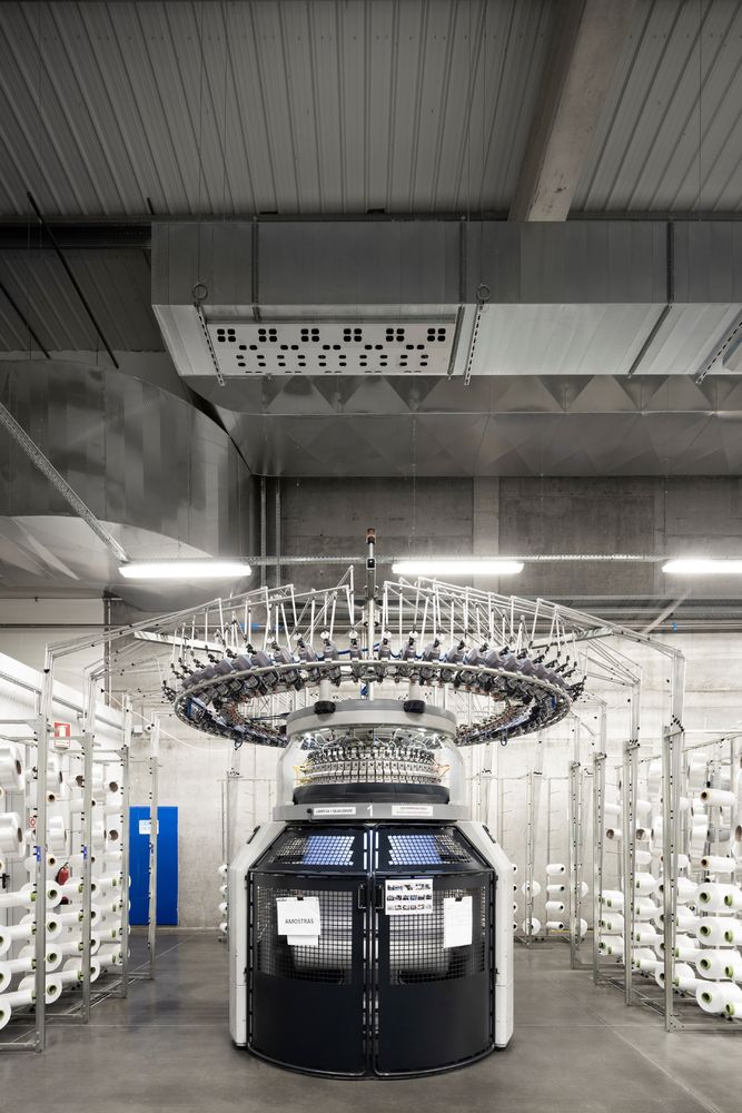 UnidadeIndustrialDuvalli | 现代工业建筑的设计典范