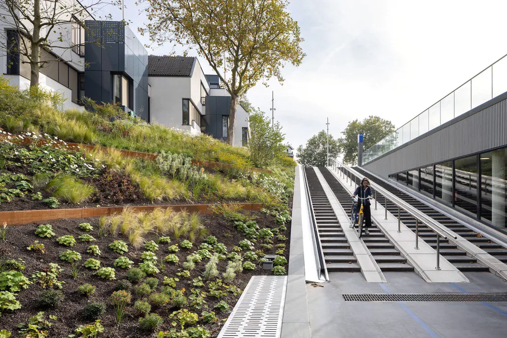 Bicycle shed  and station square