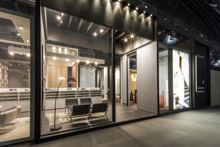 法兰克福展会上的 Grandeco 壁纸展厅 | Franken Standbouw 打造的真实家居空间