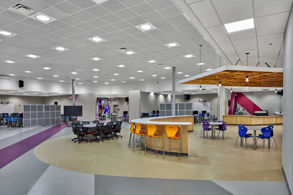 灵活空间助力未来职业发展—— Harper Woods College and Career Institute