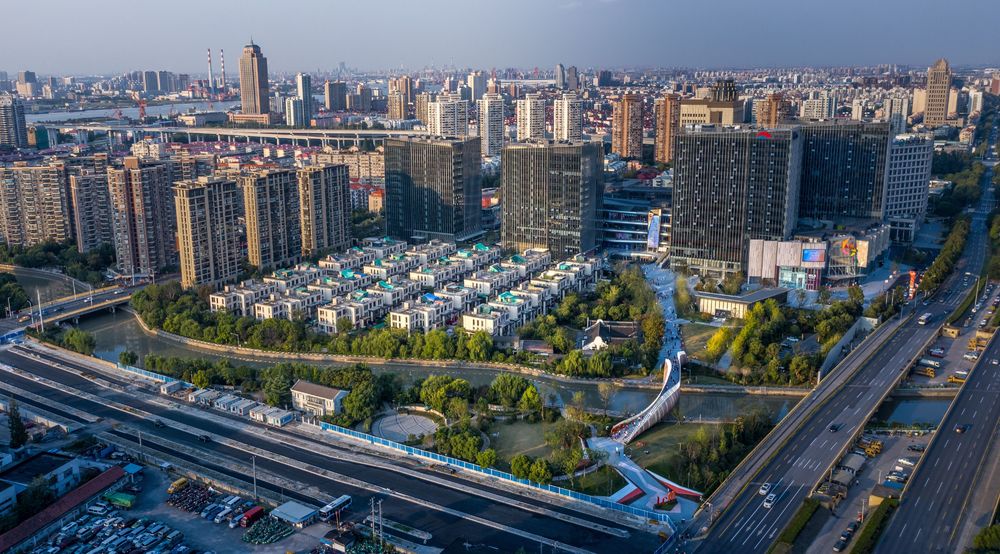 梦幻联动 | 上海置汇旭辉广场生态艺术公园