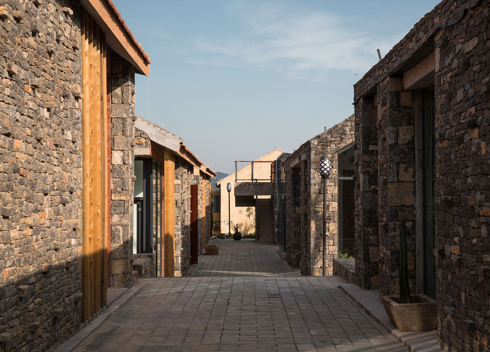 Shiziling Ideal Village / ARCPLUS · Free Studio