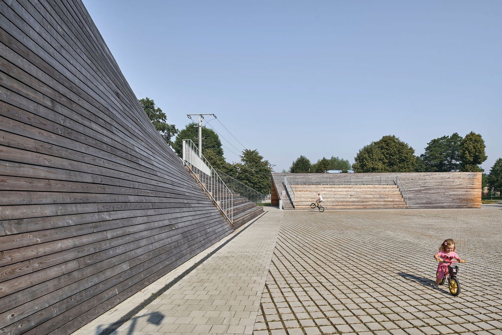 Local Activity Center / Marlena Wolnik MWArchitekci