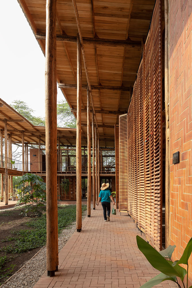 Community Productive Development Center Las Tejedoras / Natura Futura Arquitectura + Juan Carlos Bamba