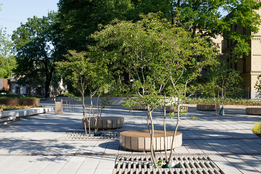 Daile Theatre Square Refurbishment / MADE arhitekti