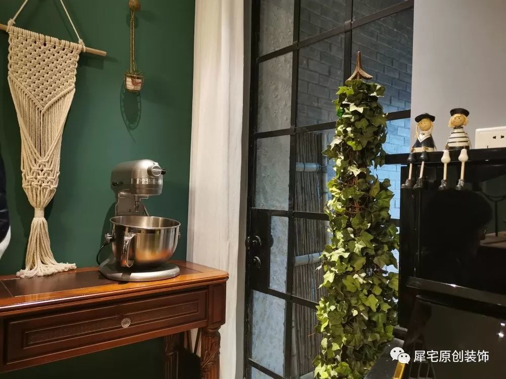 1948 年老房华丽变身，四层别墅享庭院露台