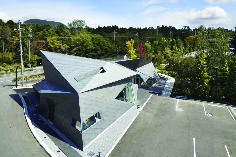 折纸艺术融入建筑设计 日本 Karuizawa 博物馆综合体