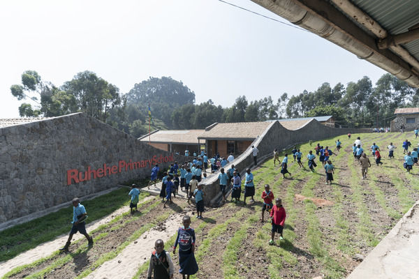 Ruhehe Primary School / MASS Design Group