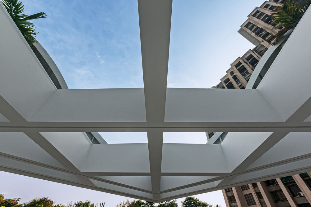 Ismaili Jamatkhana & Community Centre / NUDES