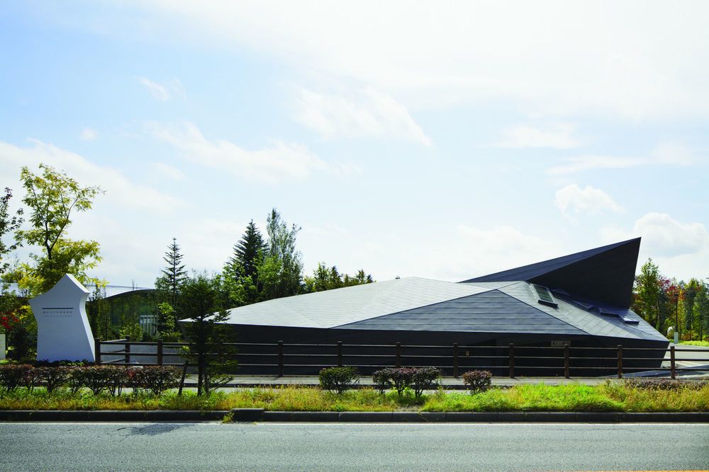 折纸艺术融入建筑设计 日本 Karuizawa 博物馆综合体