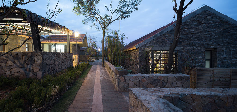 Shiziling Ideal Village / ARCPLUS · Free Studio