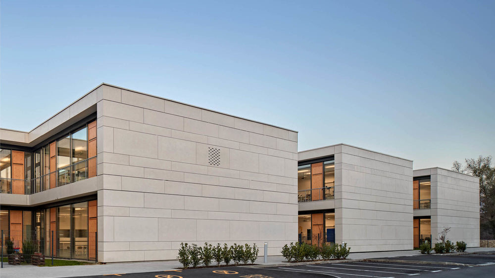 Educational Complex Središće / SANGRAD+AVP architects + Flansburgh Architects