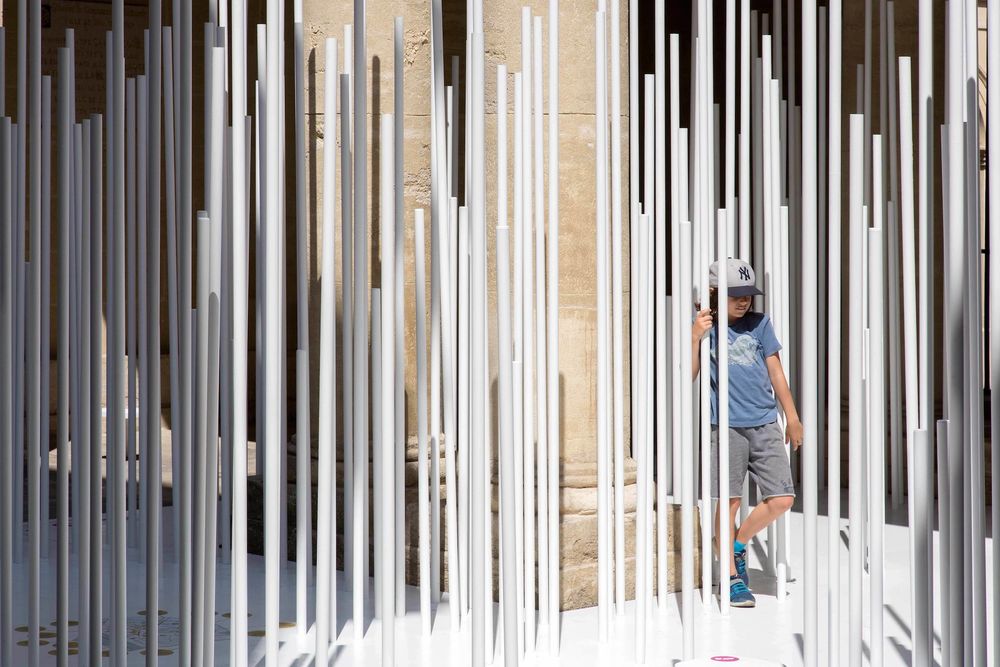 “白柱森林”，情感体验装置 / ØNA Architecture