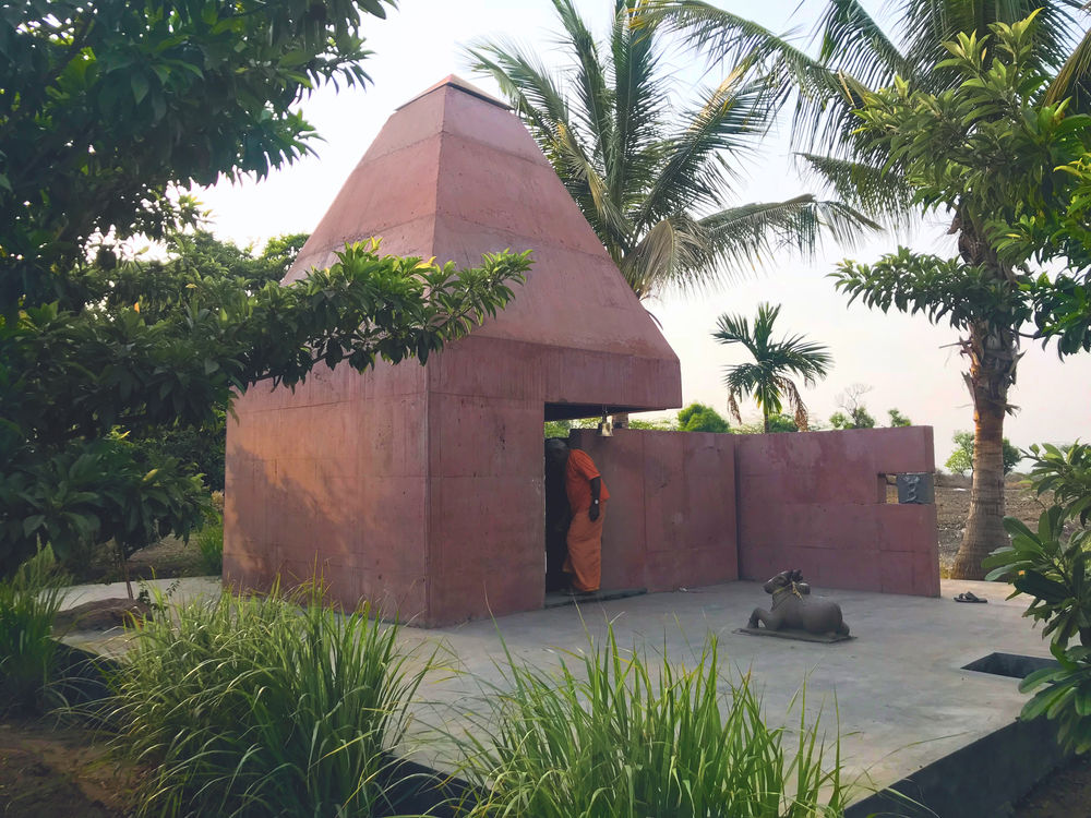 Tejorling Radiance Temple / Karan Darda Architects