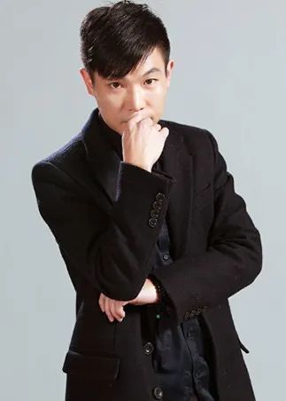 万科公园五号 | 现代法式低奢演绎，温馨舒适的艺术空间