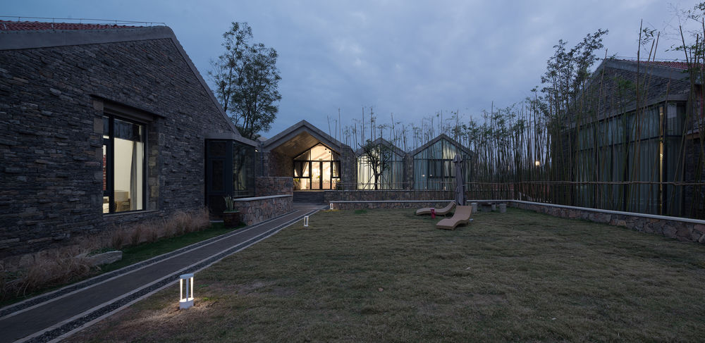 Shiziling Ideal Village / ARCPLUS · Free Studio