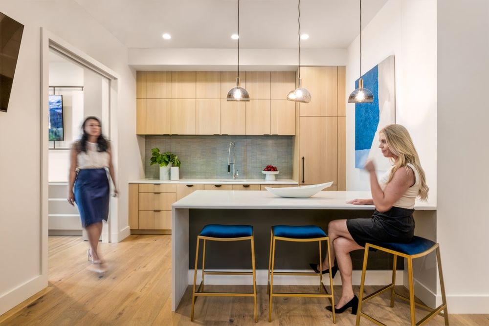 Austin's Moreland Properties Office | 奢华现代的办公空间设计